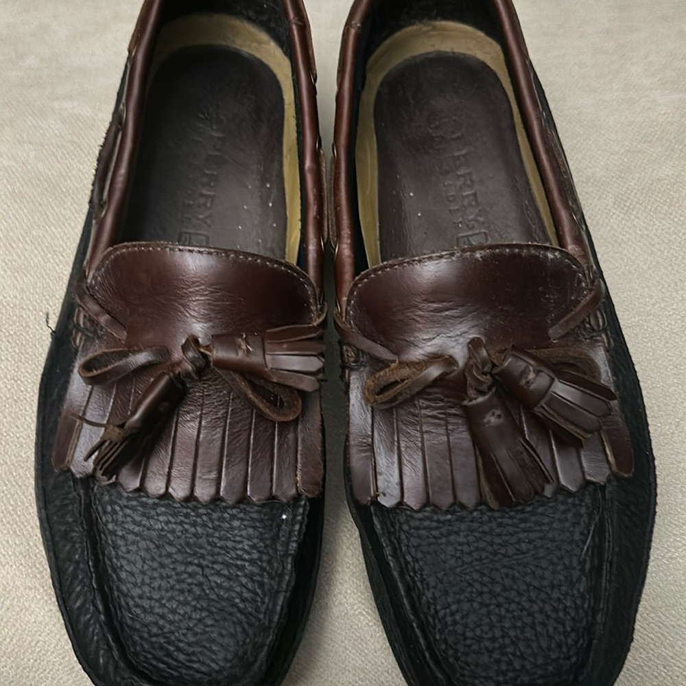 Sperry topsiders with tassels